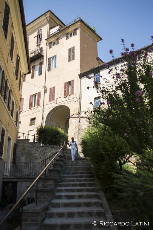 Porta Mazzini Affittacamere Iesi Exterior photo
